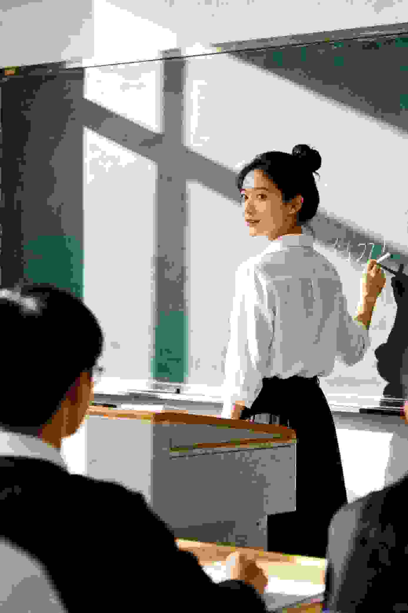 《镜中凶手》